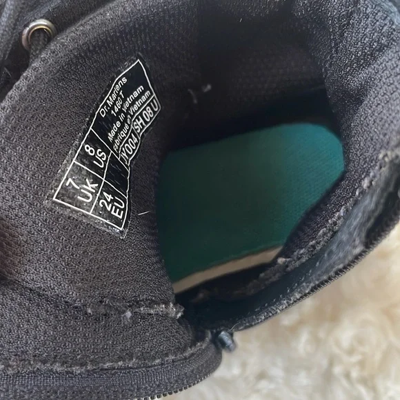 Dr. Martens boots for kids - Picture 10 of 14